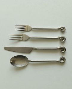 Ensemble de cuillères à manche torsadé, élégant et durable, en acier inoxydable, parfait pour la cuisine, la salle à manger et l'usage quotidien, en provenance d'Inde - Product Image 4