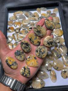 Vente en gros de cabochon en agate bleue naturelle de qualité AAA, pierre précieuse de tigre dendrite d'Indonésie, artisanat de cristal de guérison - Product Image 2