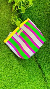 Bolsas DE ASEO cosméticas con cremallera reutilizables ecológicas recicladas de nailon, bolsa de mano de playa de viaje a rayas personalizada, etiqueta con logotipo - Product Image 4