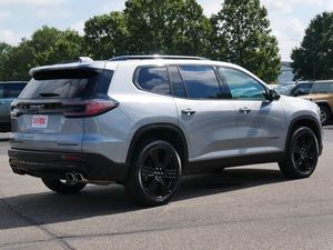 Offre originale d'occasion 2025 G -- M--C Acadia Elevation AWD d'occasion - Product Image 4