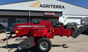 Nouvelle presse à balles carrées et presse à balles rondes pour ensilage Massey Ferguson 1840 robuste / Presse à balles carrées Massey Ferguson 1840 2014 - Petite taille - Product Image 5