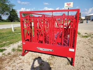 2025 John B.M. Équipement pour bétail Mfg DOUBLE BAR à vendre - Product Image 4