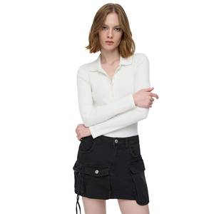 Camiseta Deportiva Informal Hecha de Tela de Lona 100% Algodón Resistente con Cuello Redondo - Product Image 3