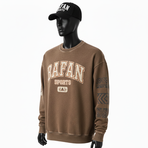 Sweat-shirt pour homme en molleton de coton brossé premium 320 g/m² teint en pigment marron avec logo imprimé varsity personnalisé Basics Sweatshirts - Product Image 4