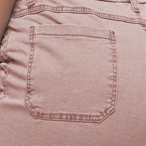 กางเกงขาสั้นผ้าชิโนสำหรับผู้หญิงกางเกงขาสั้นผ้าชิโนลำลองแบบสั่งทำมีลวดลายสีพื้นดีไซน์ล่าสุด - Product Image 2