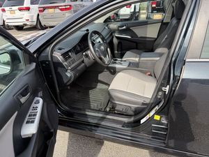 2012 usado To-yo-ta Cam_ry SE - Product Image 3