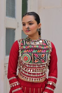 Vestido Lehenga Choli de Fiesta para Mujer, Reversible, Tela Romana, Bordado Kutchi Gamthi, Estilo Casual, Todas las Temporadas, Talla Cosida de 40 Pulgadas - Product Image 5