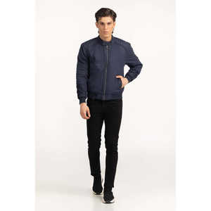 เสื้อแจ็คเก็ตคอตั้งแบบสวมใส่สบายสำหรับฤดูใบไม้ร่วงและฤดูใบไม้ผลิ มีซิปและบุผ้า รุ่น MN-JKT-WS24-014B ผ่านกระบวนการเคลือบและย้อมสี - Product Image 5