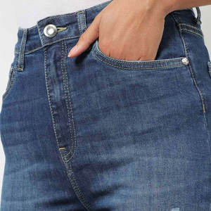 Pantalon en jean en velours côtelé XL pour femmes séchage rapide hiver Street Wear Logo décoration bas prix en vrac quantité plat - Product Image 5