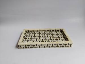 Bandeja rectangular de madera sofisticada con diseño de incrustaciones de hueso intrincado elegante bandeja de servicio de decoración de boda y hogar hecha a mano - Product Image 2