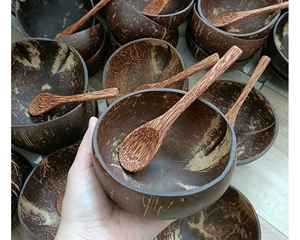 Bol en coquille de noix de coco fait main du Vietnam avec surface naturelle durable pour la vente au détail et la décoration Bol en coquille de noix de coco en stock - Product Image 1