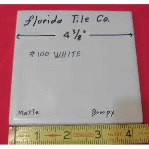 Azulejo de cerámica mate con baches blancos nuevos de 4-3/8 \ "de Florida Potter's Choice-Acabado pulido para habitaciones interiores y exteriores - Product Image 1