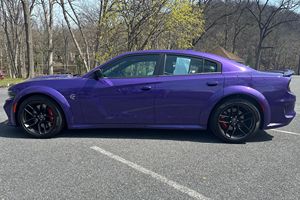 2023 ชาร์จเจอร์ เอสอาร์ที เฮลแคท ไวด์บอดี้ เจลเบรก พร้อมเครื่องยนต์ เกียร์อัตโนมัติ หลังคาพาโนรามิก ไฟ LED พร้อมส่ง - Product Image 4