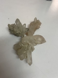 Gemas de cristal sueltas sin cortar de cuarzo ahumado Natural para la curación Crafting Gigli Rigli Gems Fabricación de joyas certificadas por terceros - Product Image 6