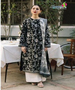 Fabricant de vêtements islamiques en gros vêtements d'hiver Dubai Abaya élégante en lin Pakistan Salwar Suit Kameez - Product Image 1