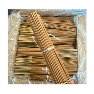 Bâtons d'encens en bambou entièrement naturels pour usage religieux, nettoyage et brûlure, expédition rapide avec service OEM directement de l'usine du Vietnam - Product Image 5