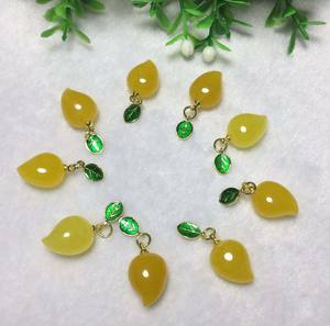 Pendentif vintage en calcédoine jaune pour mariage et gravure de feuille, 15 mm, en argent sterling 925 plaqué or - Product Image 1