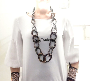 Tradebyd Horn Collier Bijoux faits à la main uniques Mode écologique Parfait pour les cadeaux et le style - Product Image 2