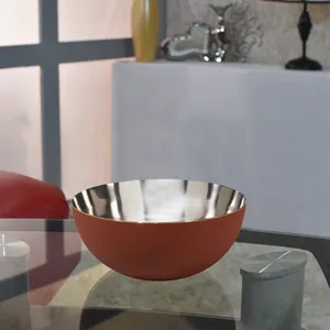 Bol à fruits en métal artisanal élégant avec finition artistique pour tables à manger élégantes, centre de table pour intérieurs, cadeau, export, vente en gros - Product Image 2