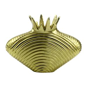 Jarrones de Flores Dorados Clásicos de Alta Calidad con el Mejor Diseño, Medianos, Decorativos, de Aluminio en un Diseño Clásico - Product Image 5