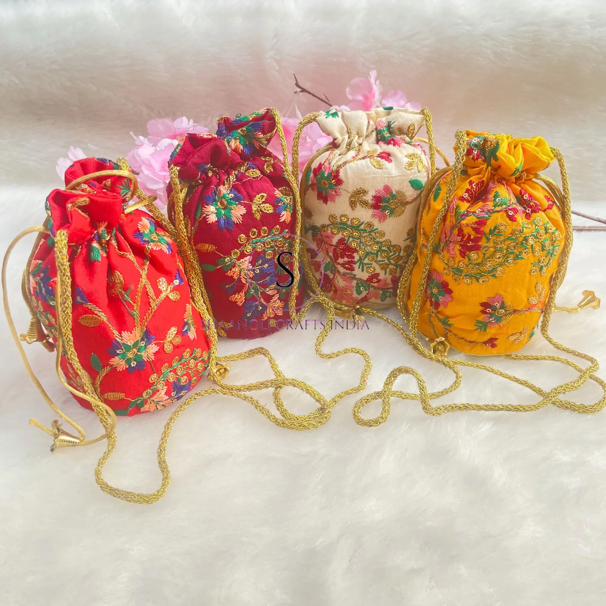 Handgefertigte Fäden Mehrfaden-Stickereiarbeit Rajasthani Potli-Taschen Kordelzugbeutel Rückgabetaschen Geschenktaschen