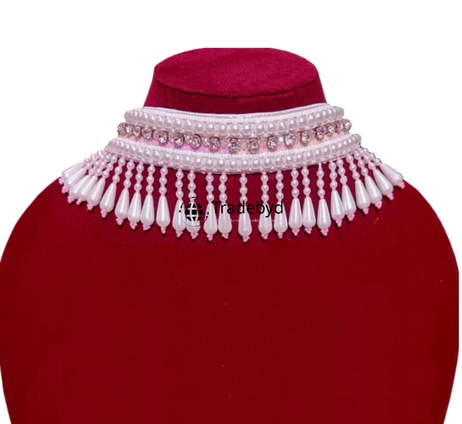 Available in different colore