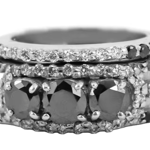 Anillo de compromiso de Plata de Ley 925 de moissanita de forma redonda negra, hermoso anillo de compromiso personalizado y otras joyas de diamantes - Product Image 1