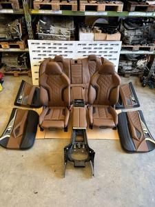 Asientos Traseros de Lujo en Cuero de Calidad para M8 (G23/G24) - Color Marrón, Asientos Tipo Bucket de Fibra de Carbono, Accesorios Interiores para Auto - Product Image 6