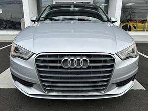 Audi A3 2015, berline 4 portes, traction avant, 1.8T I-4 essence directe, boîte automatique premium - Product Image 2