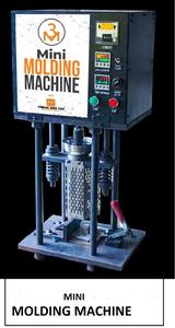 Conception verticale de mini machine de moulage robuste pour ABS PET EVA pour l'artisanat et l'industrie exportation mondiale de l'Inde - Product Image 3