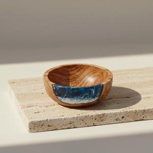 Bol de service en bois et résine bleue de designer, vaisselle élégante, idéal pour la mise en place de buffets d'hôtel et la présentation des repas, en provenance d'Inde - Product Image 5