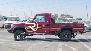 Land Cruiser LC79 Pickup 2022 4.2L 4x4 Diesel Cabina Singola 6 Posti Cerchi R18 Aria Condizionata Manuale Guida a Sinistra Sedili in Pelle Alluminio - Product Image 5