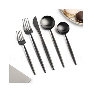 Ensemble de couverts en acier inoxydable avec poignées noires, design élégant pour les fêtes, écologique, durable, nouveauté tendance - Product Image 4