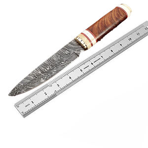 Couteau artisanal en cuivre San Mai Damas avec manche en résine, pour la chasse et le camping, avec étui en cuir - Product Image 6