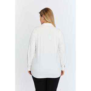 Chemise en maille drapée en mélange de modal grande taille RMG pour femme, chemisier blanc confortable à manches longues et coupe ample - Product Image 6