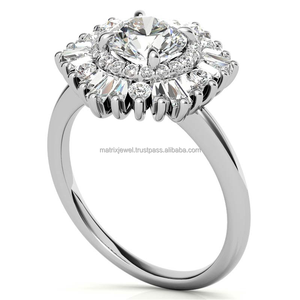 Bague en diamant en forme de fleur look royal fabriquée en argent massif 925 avec des diamants de forme fantaisie VVS moissanite de qualité supérieure - Product Image 5