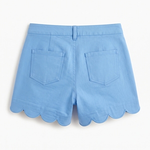 Shorts décontractés en coton doux taille haute pour femme avec ourlet festonné et imprimé lettres en tissu tricoté - Product Image 2