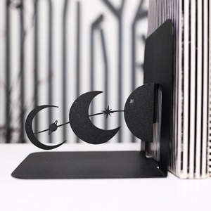 Extremos de libro con tema creativo Moon Black Space, ideal para amantes de la Astronomía, escritorio de oficina, mesa de estudio, biblioteca y Hogar Moderno - Product Image 3