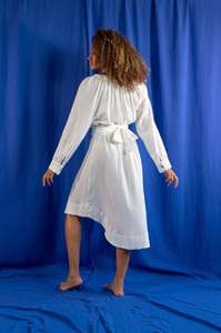 ชุดเดรสสั้นผ้าลินินพร้อมเข็มขัดยาวถึงเข่าทรงหลวมทรงพอดีตัวคอวีแขนยาวผ้าลินิน - Product Image 2