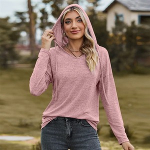 เสื้อมีฮู้ดผ้าฝ้ายออร์แกนิกเข้ารูปแบบมีสไตล์เสื้อมีฮู้ดระบายอากาศไหล่ตกระดับพรีเมียมปรับแต่งโลโก้ได้สำหรับผู้หญิง - Product Image 6