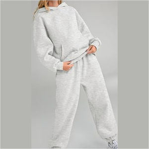 Ensemble de survêtement sportif d'hiver pour femme, sur mesure, coupe régulière, en polyester/coton respirant de haute qualité, avec doublure polaire élastique - Product Image 4