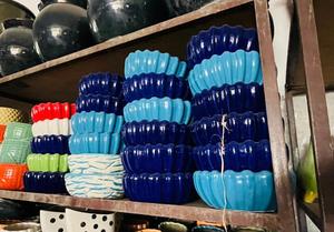 Soportes para plantas ecológicos Art Deco de resina de cristal Natural hechos a medida, jarrones grabados en relieve con estampado de tamaños grandes para el jardín del hogar - Product Image 4