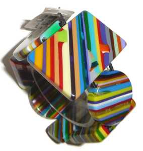 Bracelet de bijoux de mode en résine de couleur fabriquée à la main de qualité supérieure pour femmes d'Inde. - Product Image 3