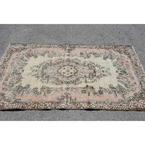 Tapis turc classique vintage en laine beige marron 3.7x6.8 pieds fait à la main avec motif de patchwork rectangle en latex pour chevet - Product Image 3