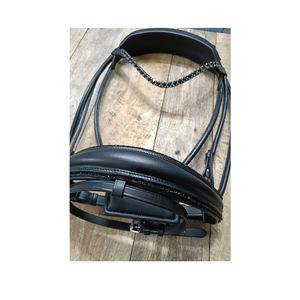 Exportateur indien Confort Anatomique Cob Taille Cristal Noir Style Occidental Bride En Cuir Véritable PVC Nylon pour Chevaux Anglais - Product Image 1