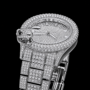 Reloj King Cobra de 42 mm para Hombre con Esfera Analógica Decorada con Cristales y Movimiento de Cuarzo Japonés - Product Image 3