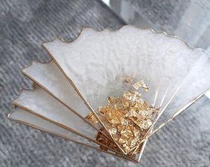 Vente en gros de sous-verres en agate de résine époxy blanche dorée de forme personnalisée sous-verres en résine dorée tapis et tampons en agate vaisselle abordable - Product Image 6