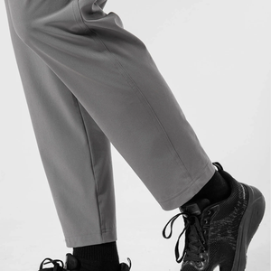 Pantalon décontracté homme OEM en toile taille mi-haute, style sportif léger et extensible, avec cordon de serrage, séchage rapide, anti-boulochage, plusieurs coloris - Product Image 6