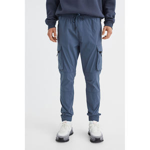 Tailles étendues T-shirt imprimé de lettres à blocs de couleurs et pantalon à cordon de serrage pour hommes Joggers personnalisés pour hommes Ensemble de 2 pièces de haute qualité OEM - Product Image 5