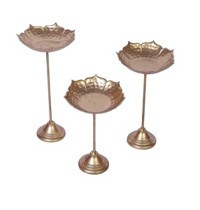 Urli เหล็กทุบกลมพร้อมใบไม้สำหรับตกแต่งบ้านโต๊ะสำหรับงานปาร์ตี้ - Product Image 6